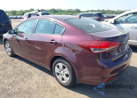 2017 Kia Forte Lx из США, поврежденный, VIN 3KPFK4A74HE046215